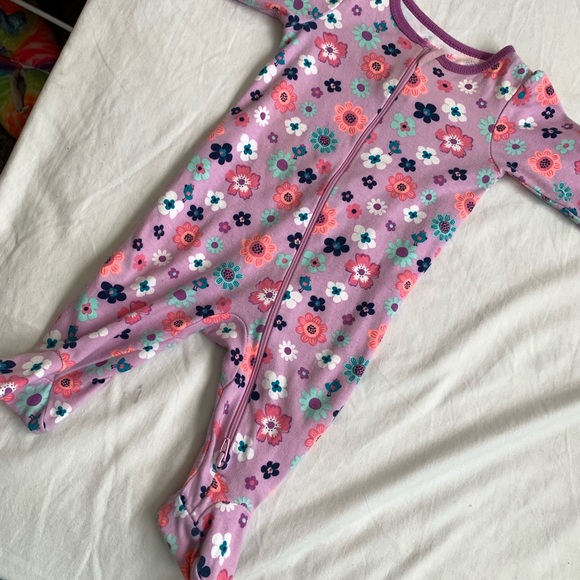 Baby clothes - Picture 2 of 3